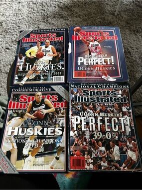 UConn Huskies Commemorative Magazine Set - Blue Covers